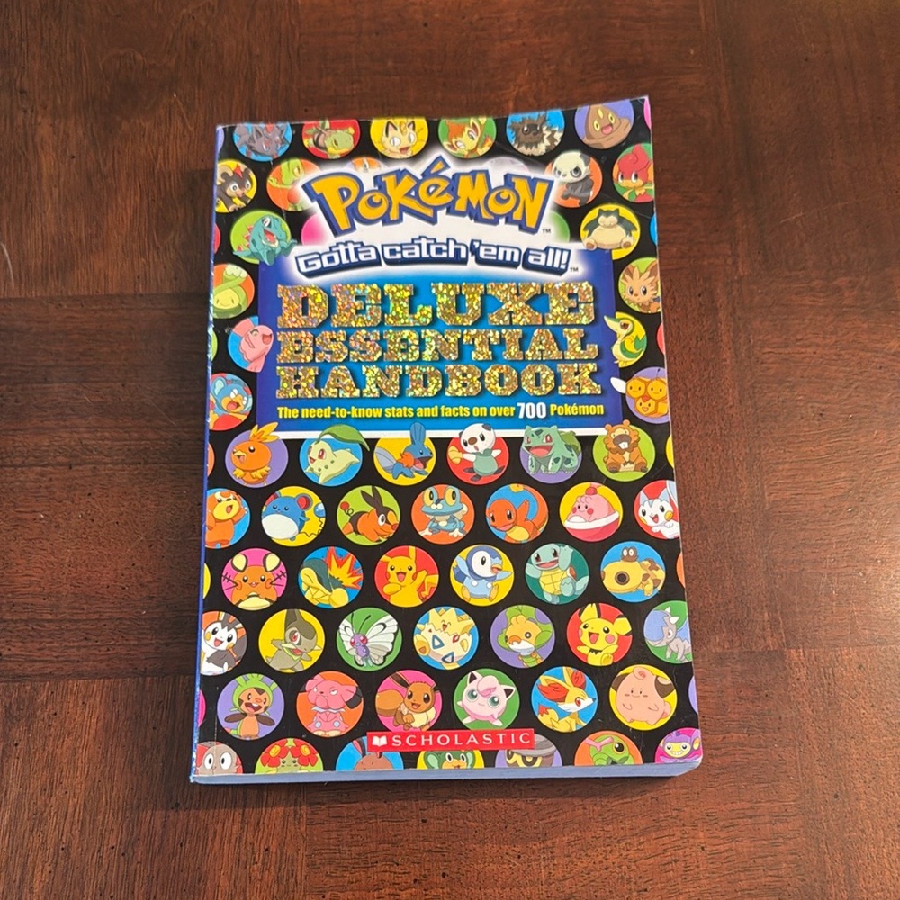 Pokemon Deluxe Essential Handbook